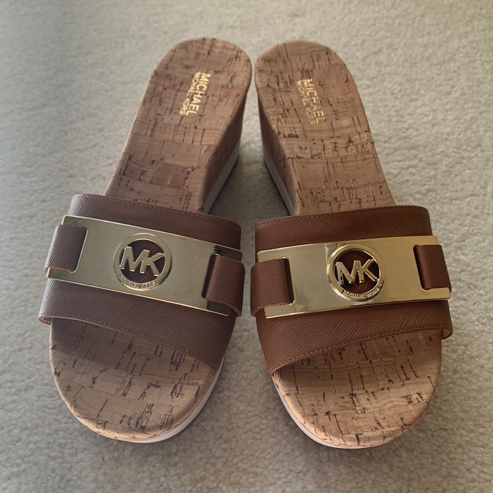Brand new Michael Kors wedges - size 7
